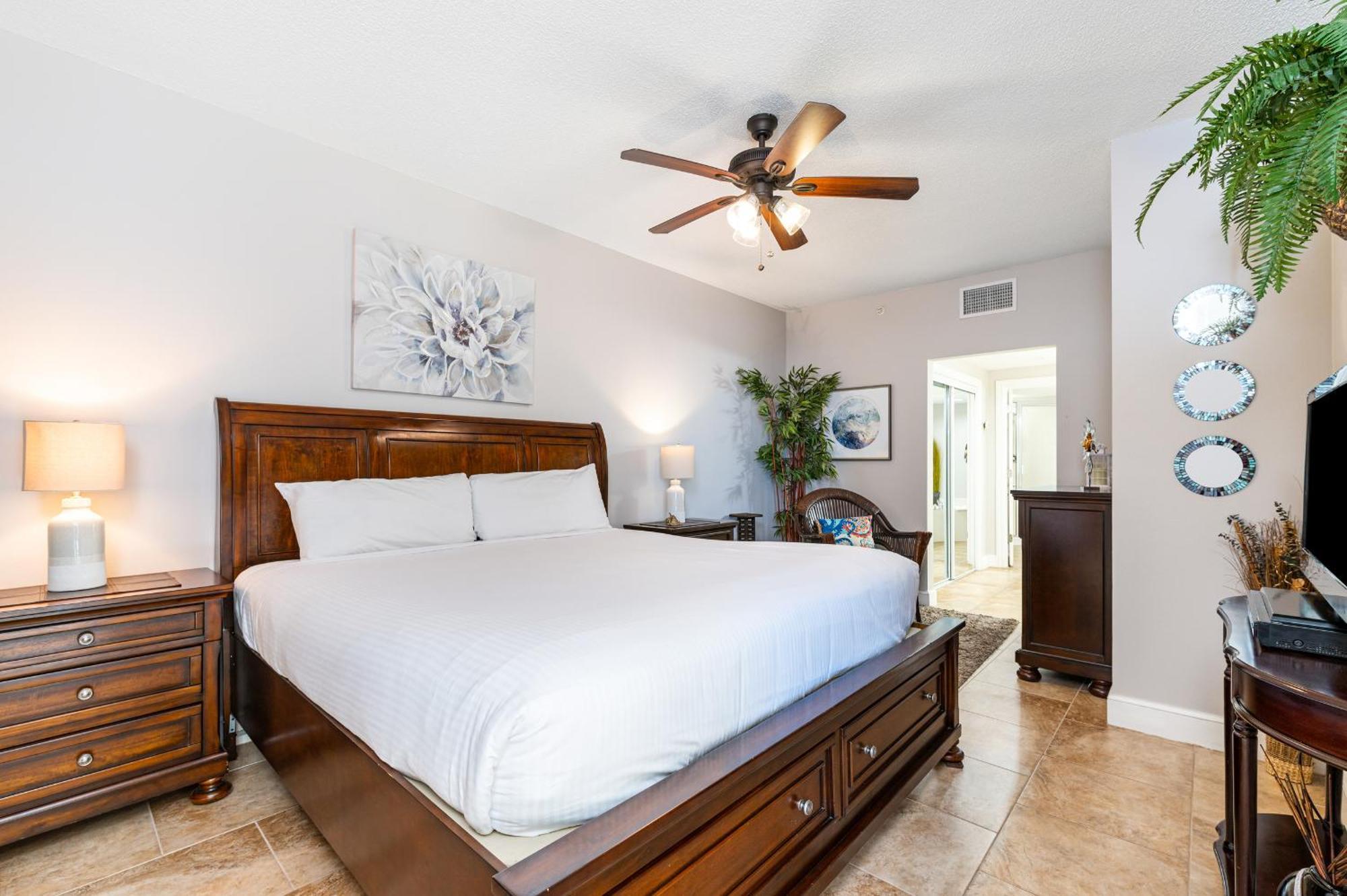Majestic Beach Resort Panama City Beach Room photo